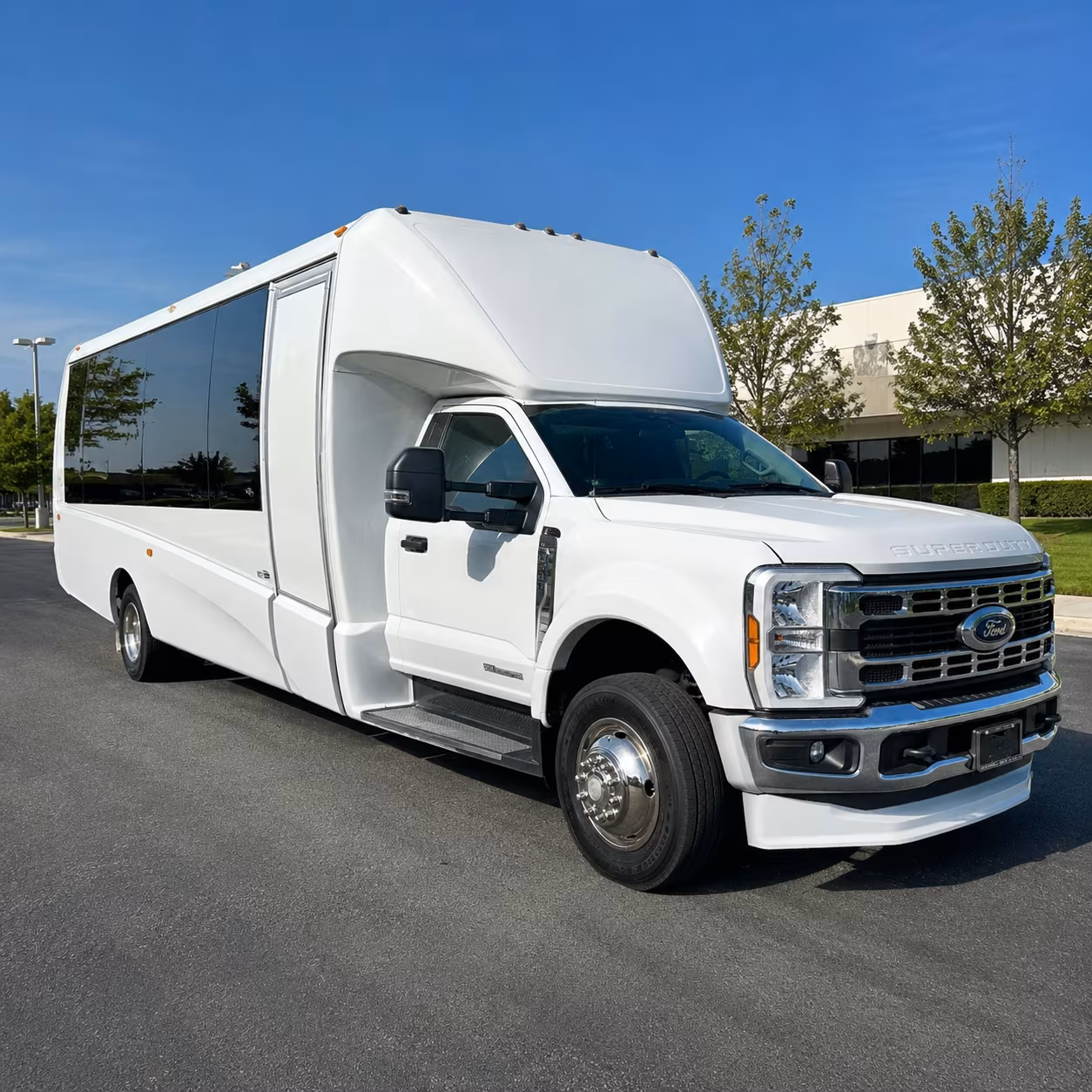 airport transfer buses for groups flying into gulfport biloxi international