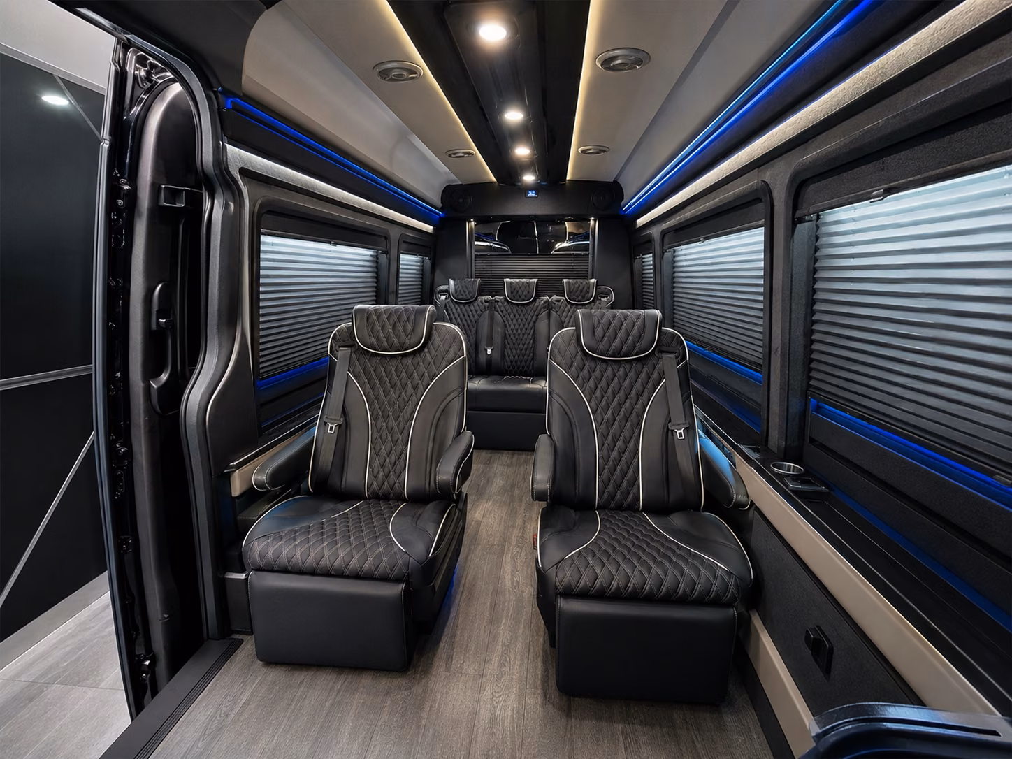 airport transportation to and from new orleans louis armstrong international msy