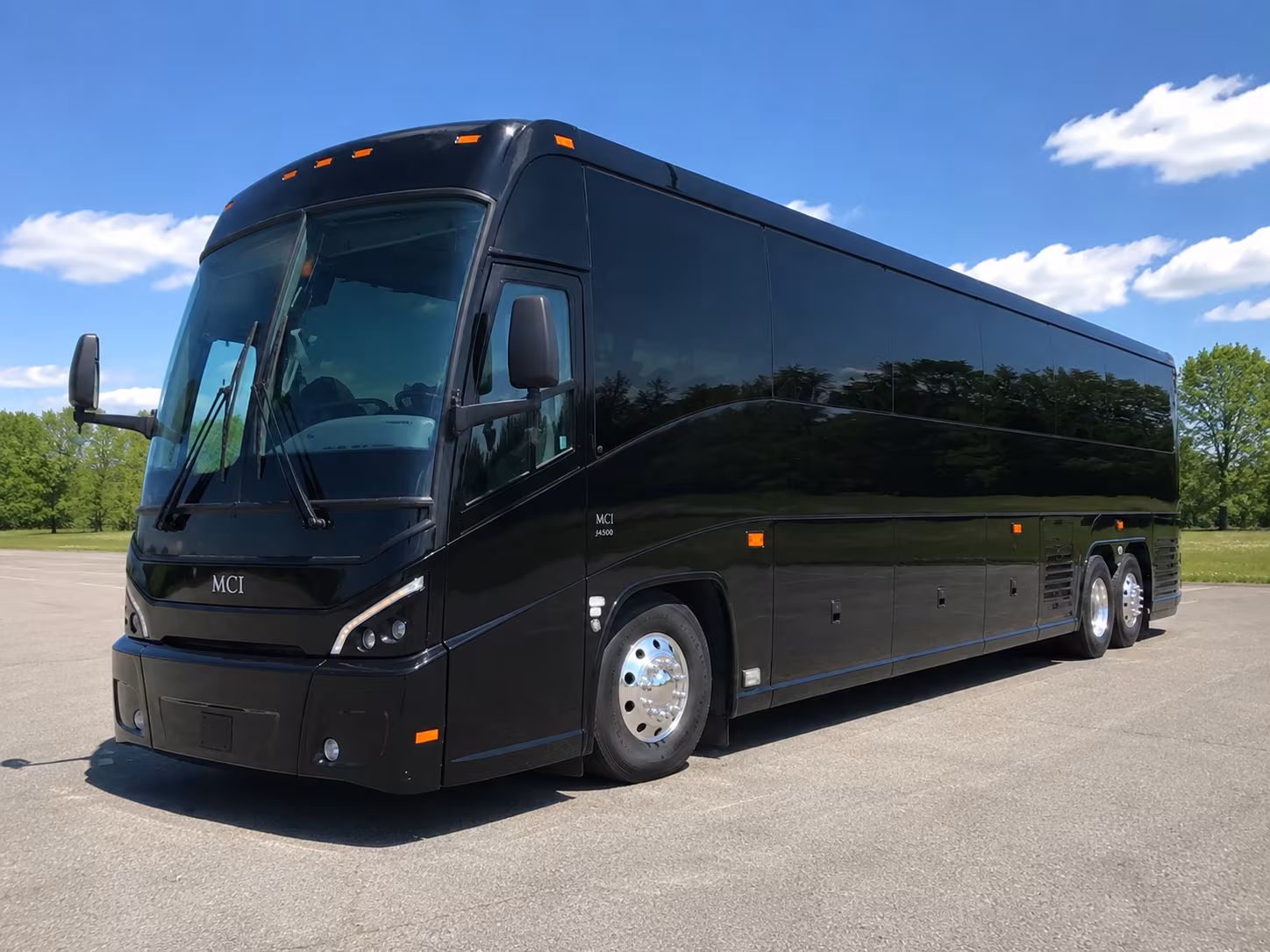 employee shuttle buses for industrial and port sites along i 10