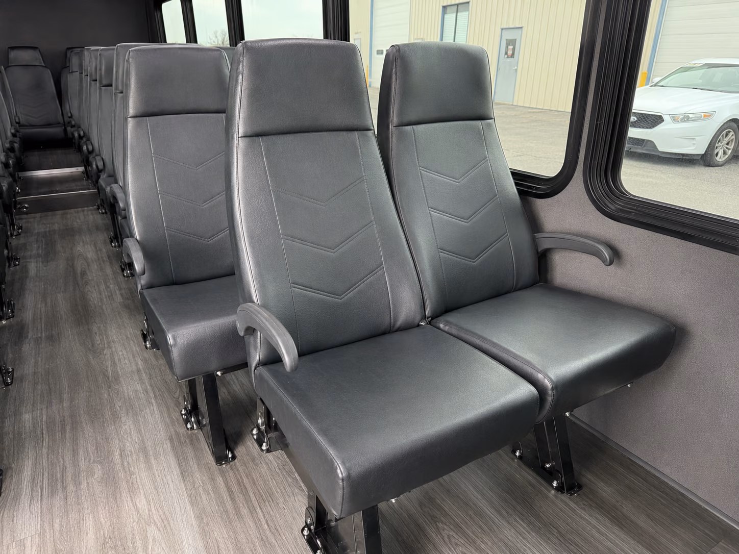 gulfport 18 passenger minibus interior