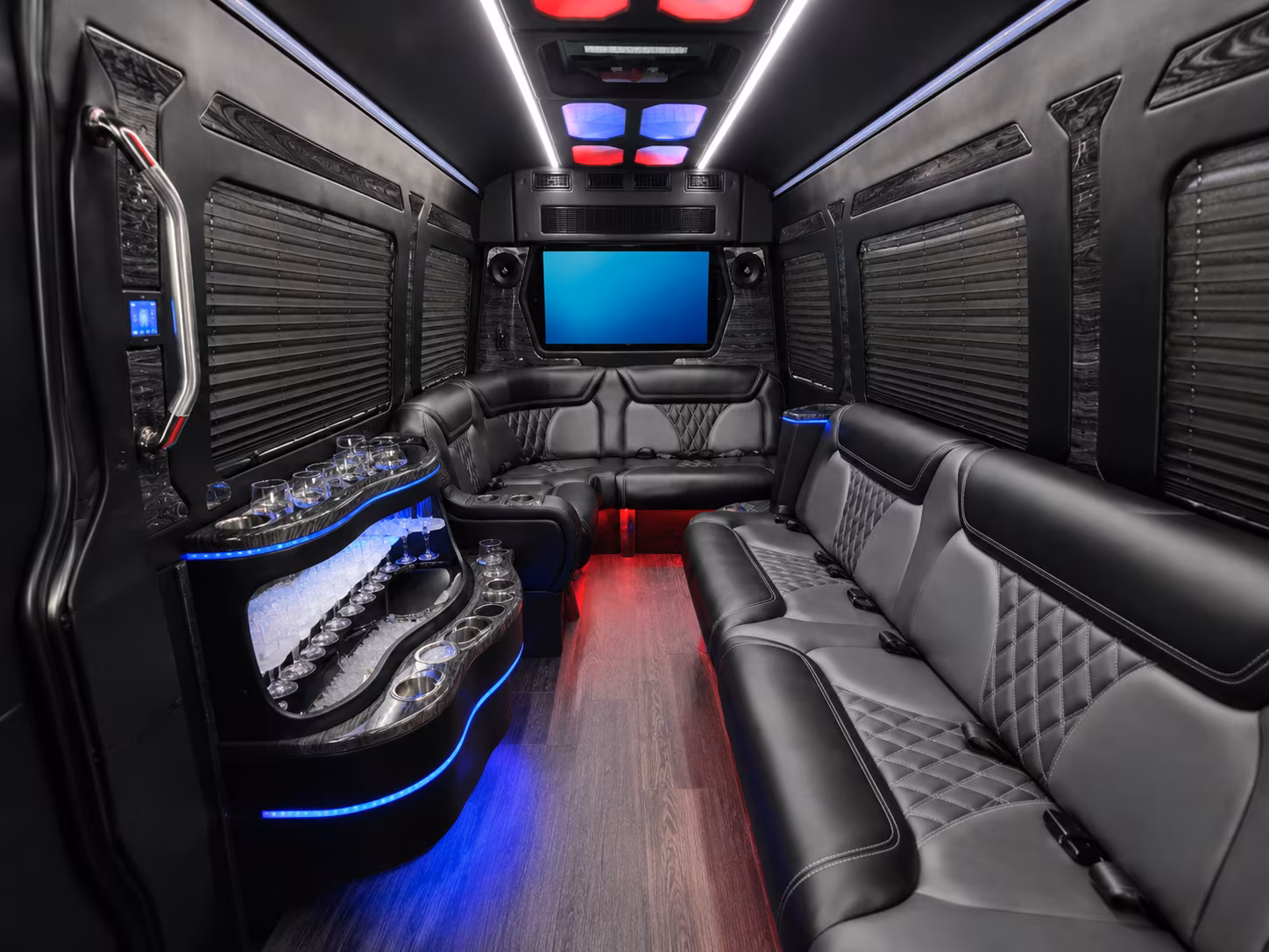 gulfport 28 passenger party bus