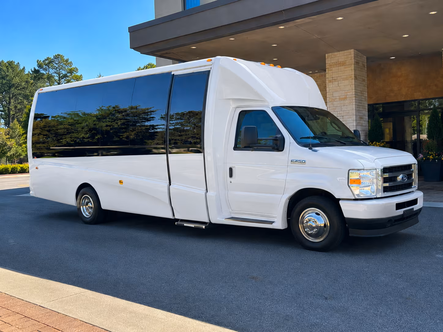 gulfport sporting event transportation onboard seating