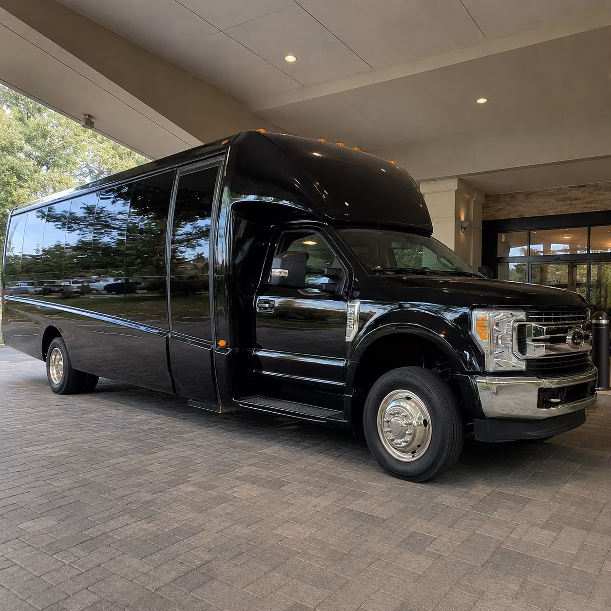 minibuses and charter buses for hattiesburg concert venues